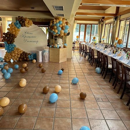 Borika Hotel เชเปลาเร ภายนอก รูปภาพ