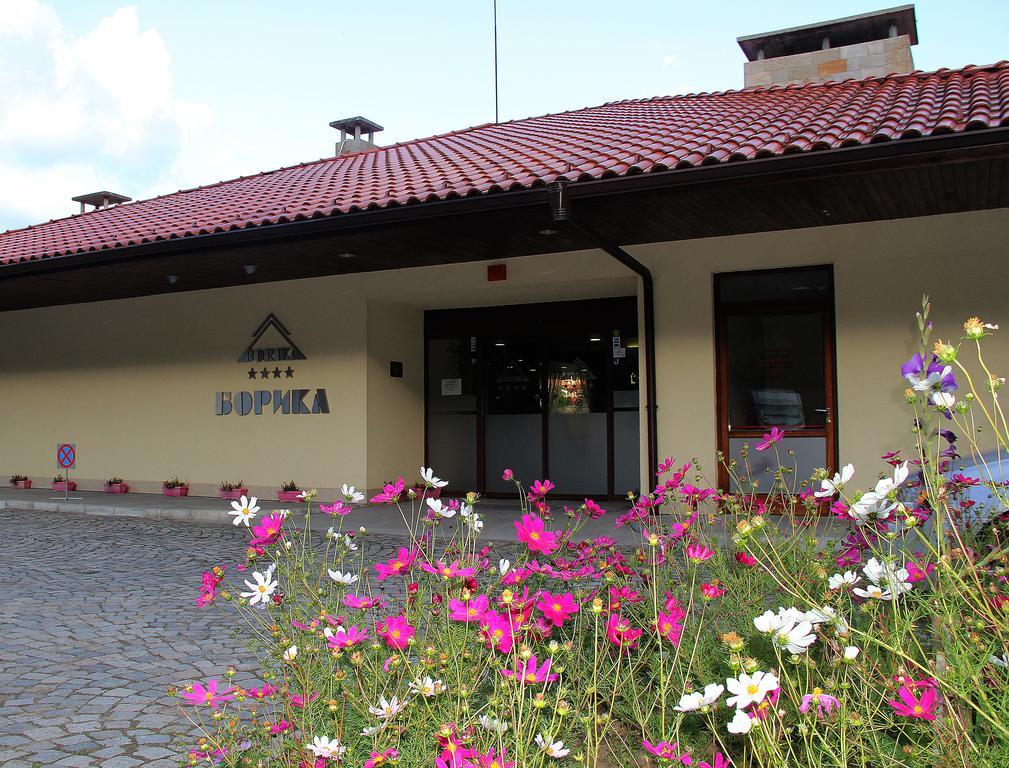 Borika Hotel เชเปลาเร ภายนอก รูปภาพ